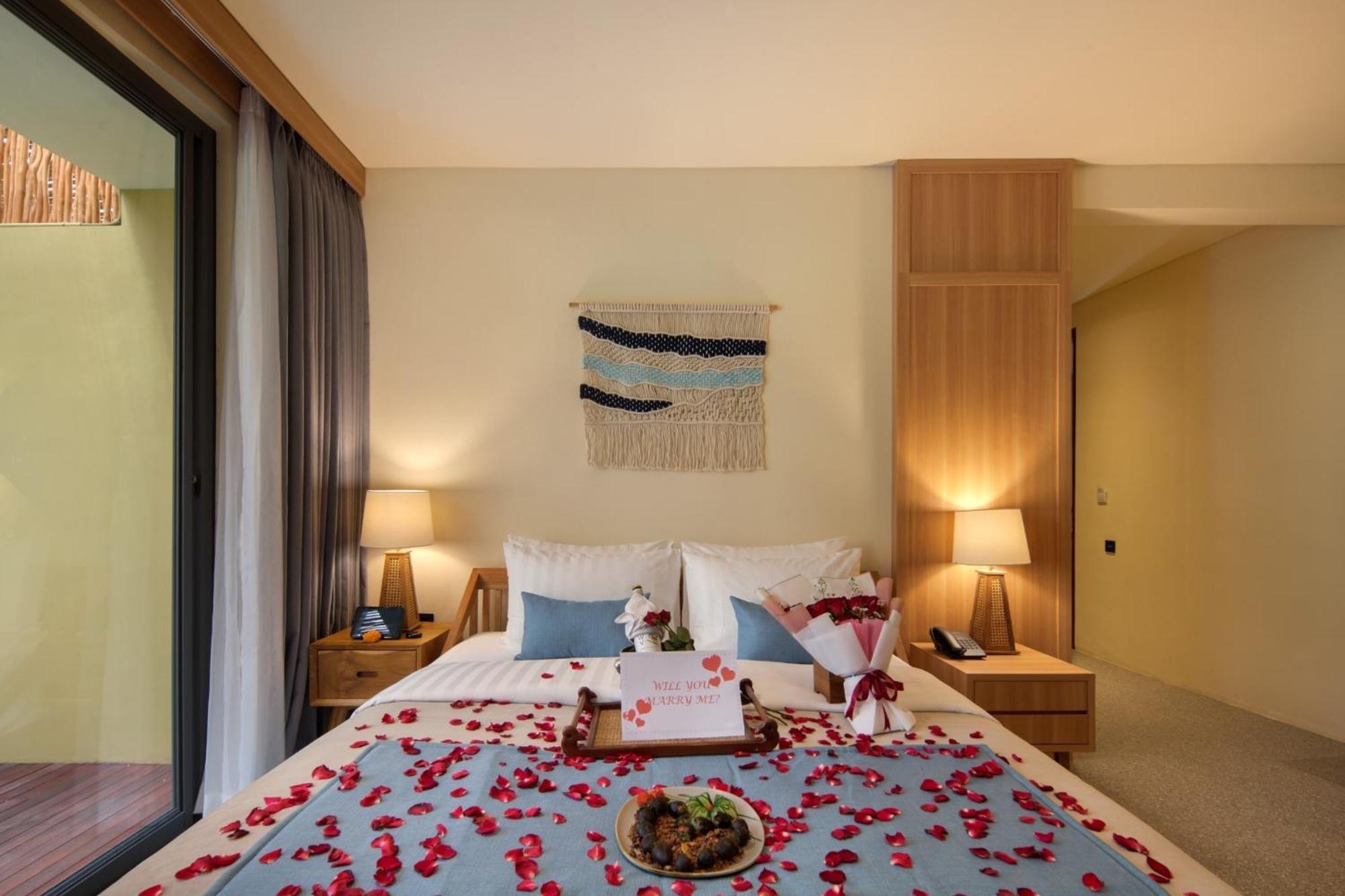 & By Ini Vie Hospitality 5* Canggu